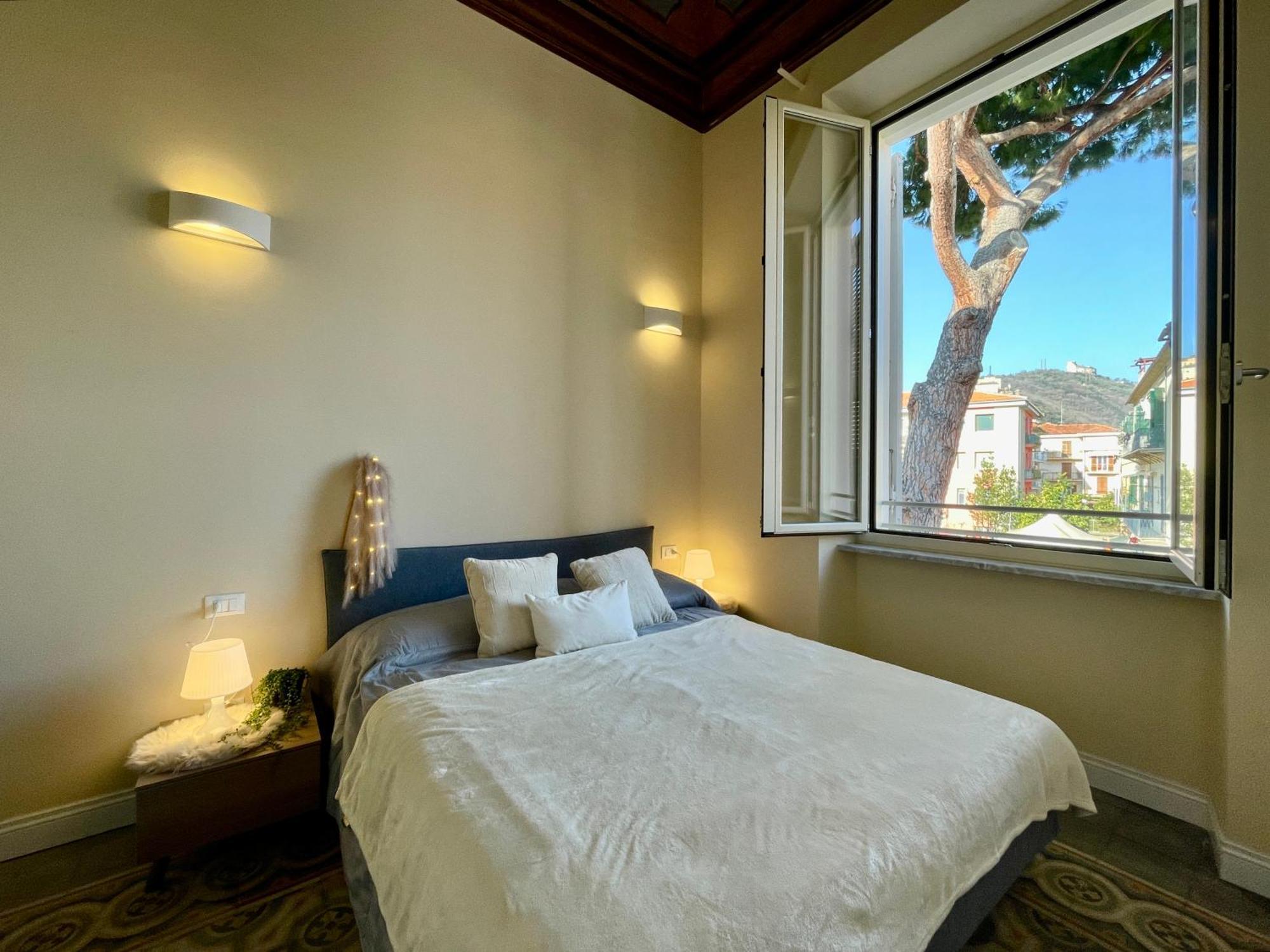 Villa Migliorini Lusso & Comfort In Finalborgo. Finale Ligure Esterno foto